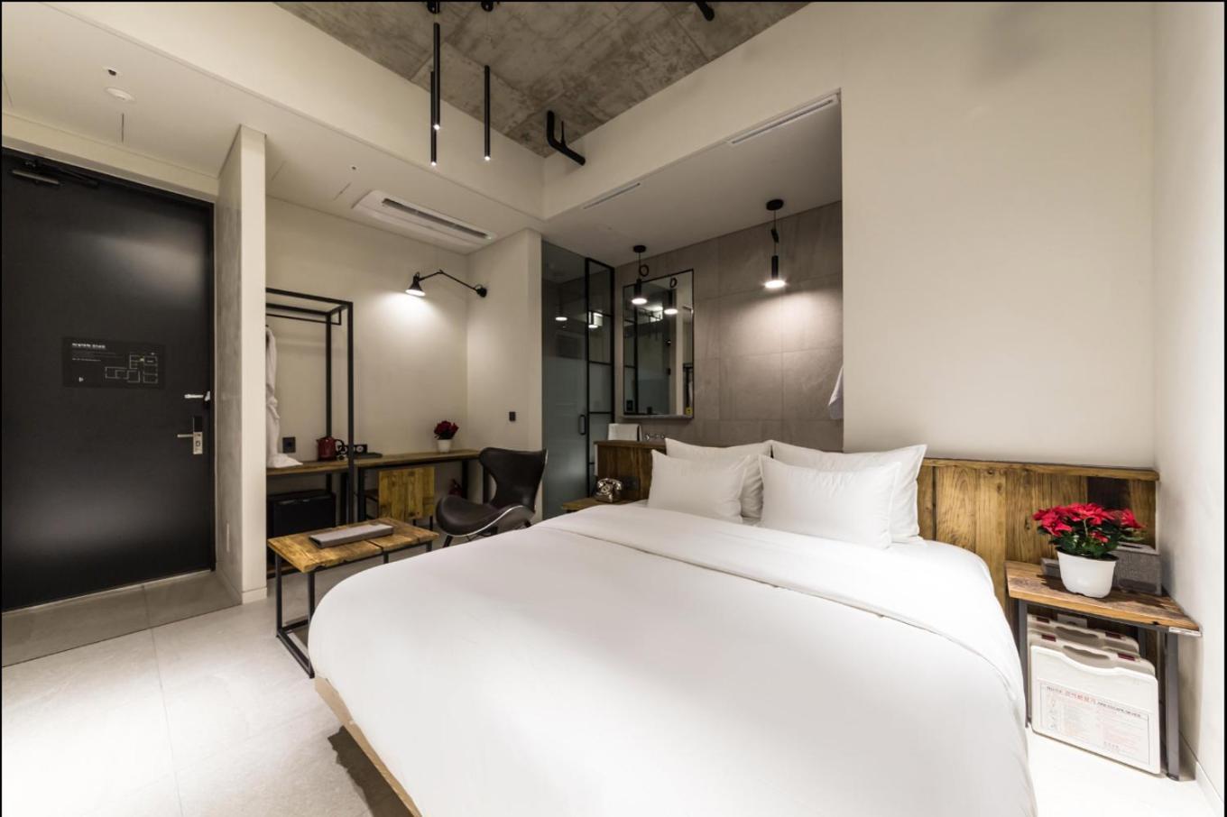 Hotel The Artist Dongdaemun Seoul Exterior photo
